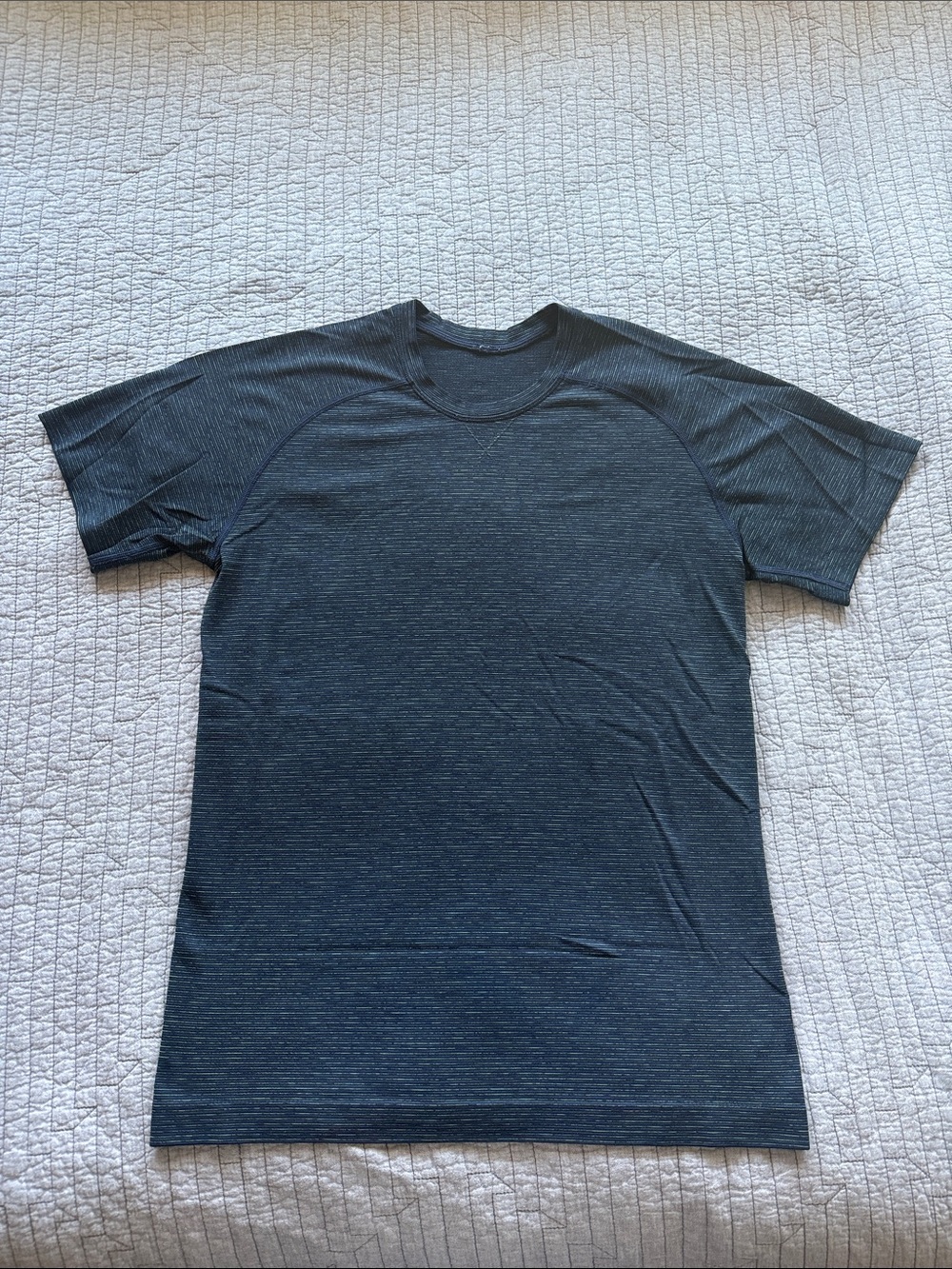 Lululemon Metal Vent Tech Short Sleeve Shirt